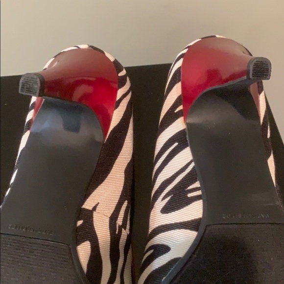 Dana Buchman heels - Picture 6 of 7